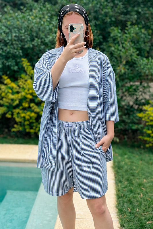 Conjunto camisa y short unisex a rayas azul oscuro