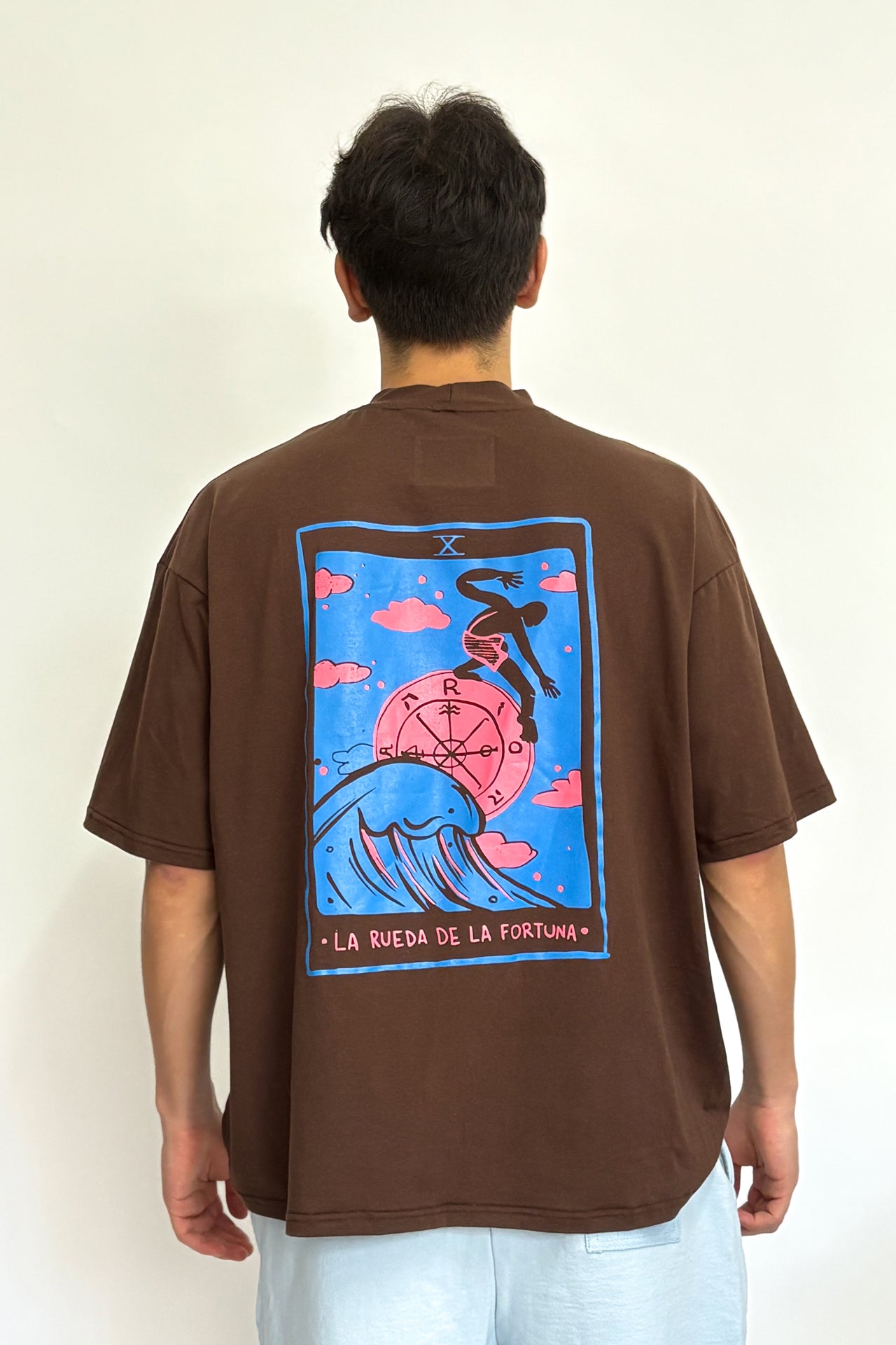 Remera chocolate Rueda de la fortuna x RoRo