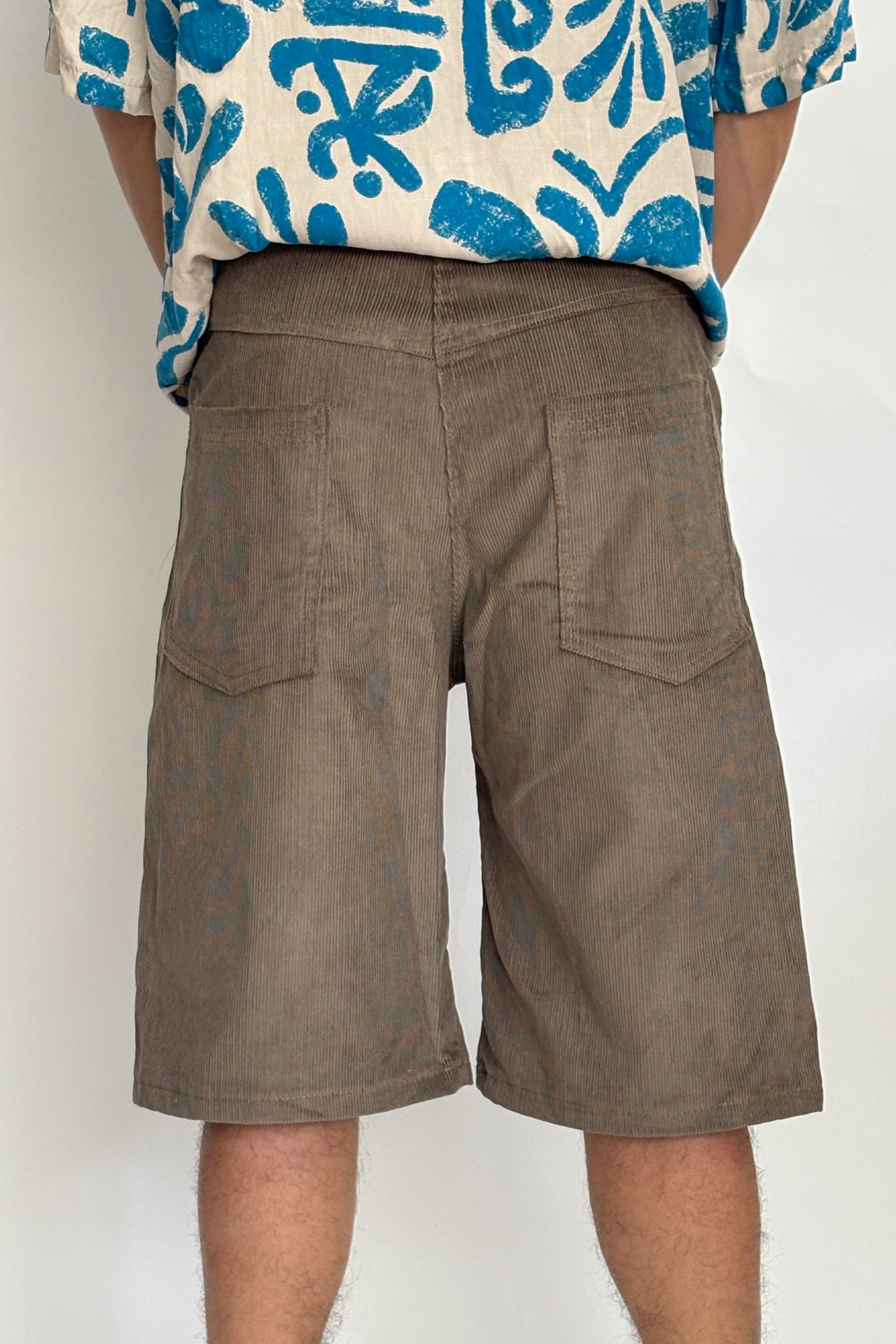 Bermuda pana visón unisex